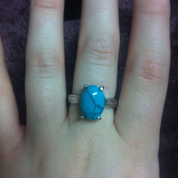 Turquoise ring - Picture 2 of 2