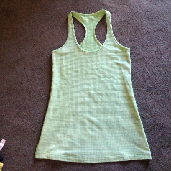 Lululemon tank 🚫🙌 Sold