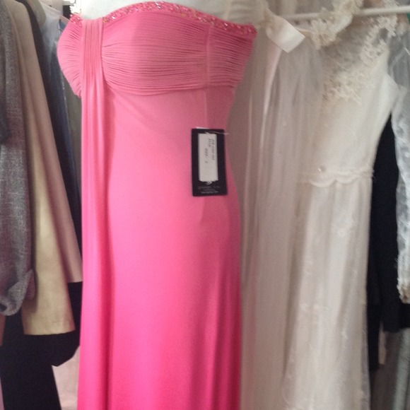 JS boutique Ombre pink gown - Picture 3 of 4