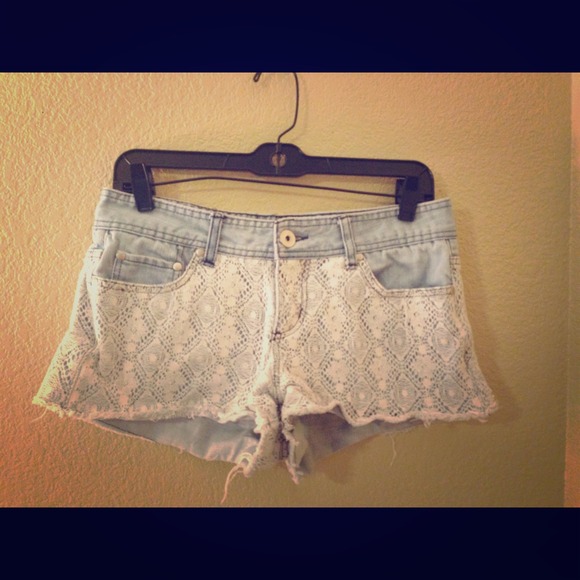 Denim Laced Shorts SZ 27