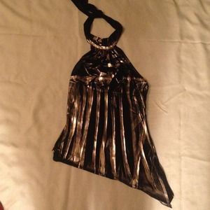 Black top,with gold metallic pattern!