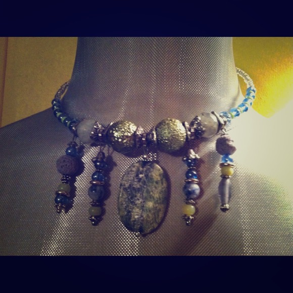 Memory Wire Jewelry - Picture 1 of 4