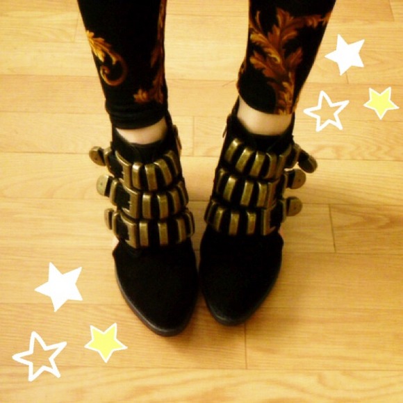 Jeffrey Campbell Boots - 🎉REDUCED🎉Jeffrey Campbell Tripoli Cutout Boot