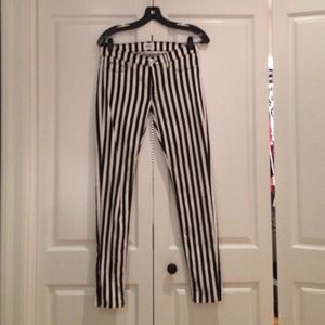 Hudson brand striped skinnys