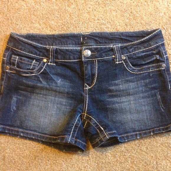 🚫BUNDLED🚫NWOT denim shorts - Picture 1 of 4