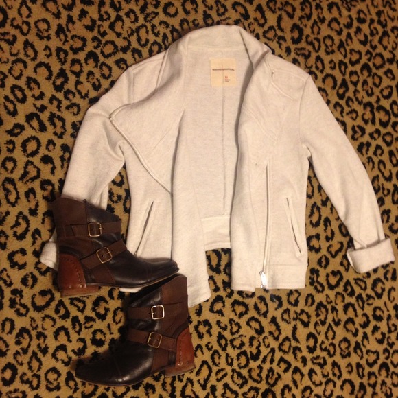 Sound & Matter motorcycle jacket size medium