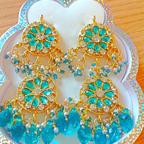 Gorgeous Indian Inspired Turquoise Earrings - Picture 1 of 1