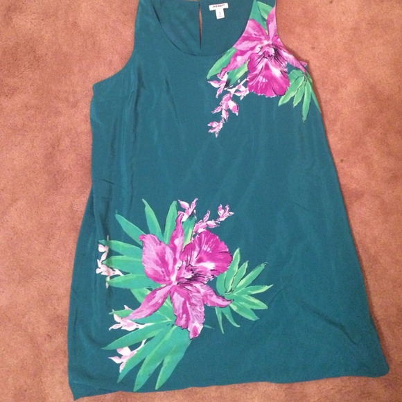 Never worn Old Navy dress