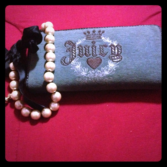 🔵TRADED🔵Juicy C. Wallet