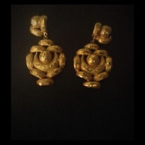 Gold earrings!