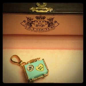Juicy Couture 'Hotel Juicy' Luggage Charm