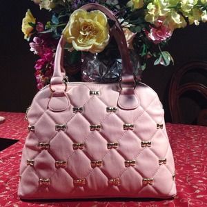 💥SOLD💥Betsy Johnson beautiful pink handbag