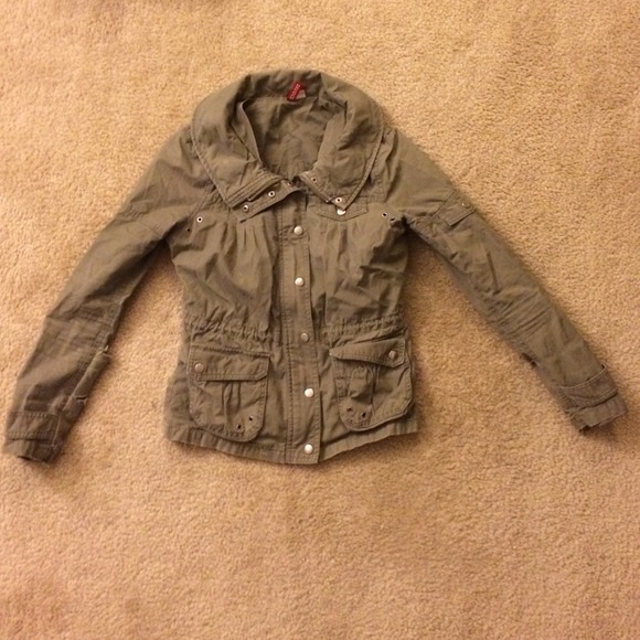 Distressed cargo jacket