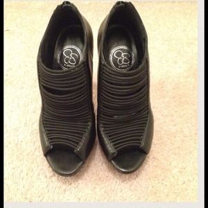 Jessica Simpson Black Heels