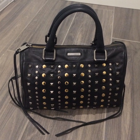 ⛔️SOLD⛔️Authentic Rebecca Minkoff handbag