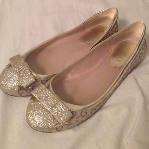 Gold Guess flats