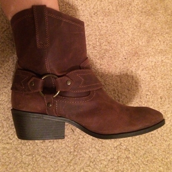 Brown boots