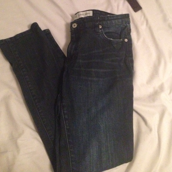 Skinny dark denim
