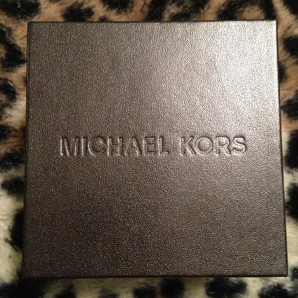 Michael kors watch (Reduced)!