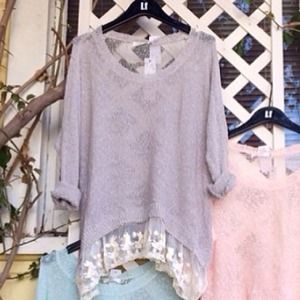 Reduced!! LF lace trim sweater in lilac!