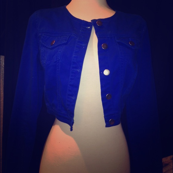 Navy blue denim jacket 💙 *REDUCED*