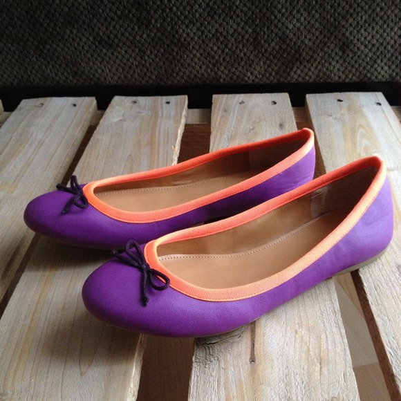 S O L D - Picture 2 of 4