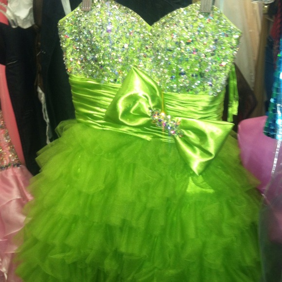 Short lime green prom dress!! - Picture 1 of 3