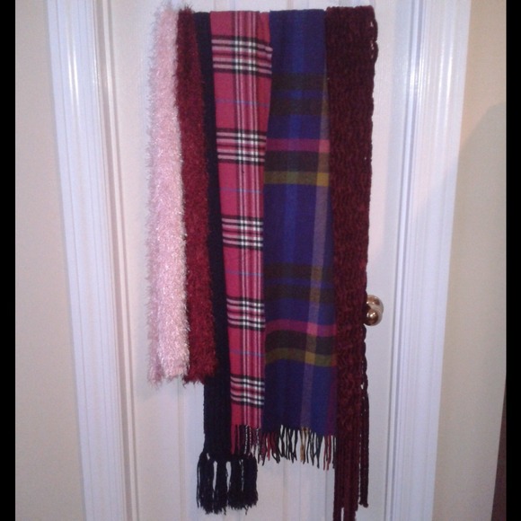 ❄️❄️Winter Scarves, all!❄️❄️