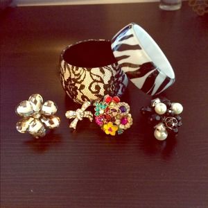 Bracelet and ring bundle