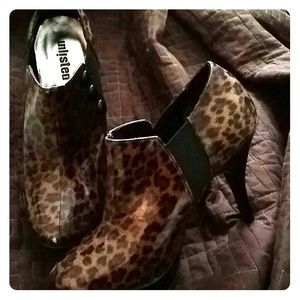 Unlisted Cheata Boots