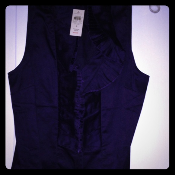 Sleeveless top