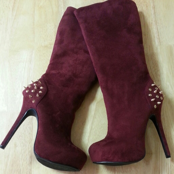 Burgundy Boots NEW