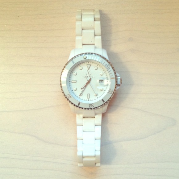 Toy watch, white