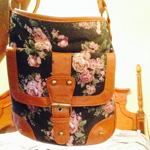 Huge bundle ! Everything shown here must go ! - Picture 2 of 4