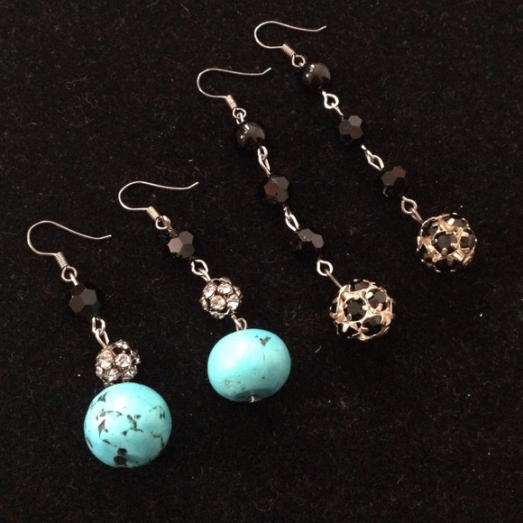 Lovely black earrings