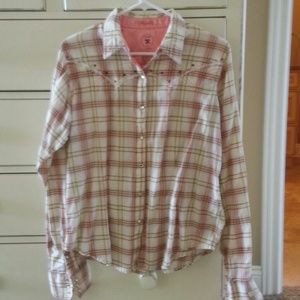 SWEET button down cowgirl shirt.