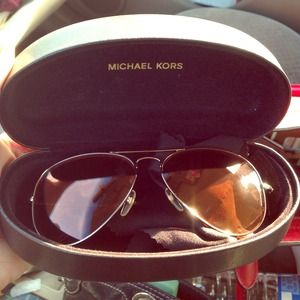 Authentic Rose gold Michael Kors aviators😎
