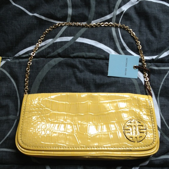 Antonio Melani  purse - Picture 2 of 4