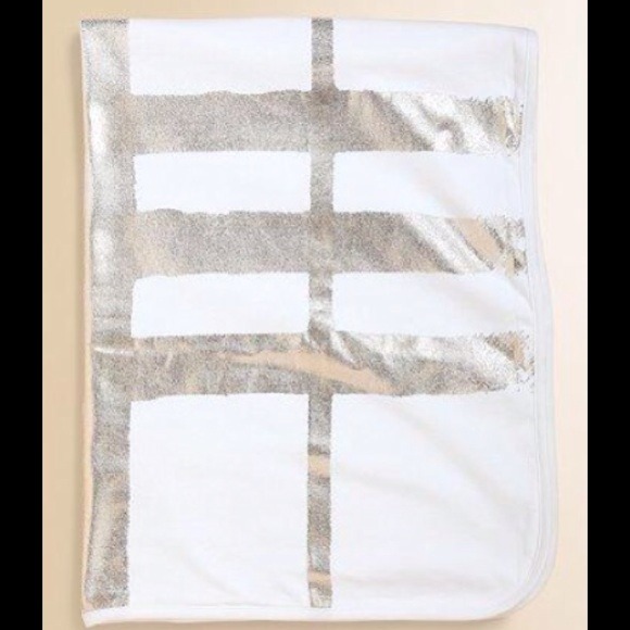 BURBERRY baby girl/boy white/gold check blanket