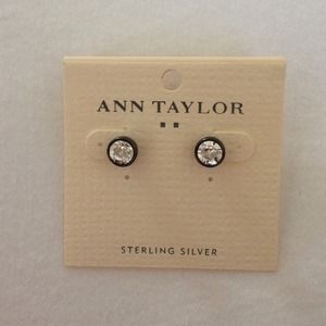 Ann Taylor earring stud