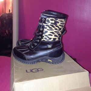 Adirondack WEATHER PERFORMANCE Womens leopard UGG