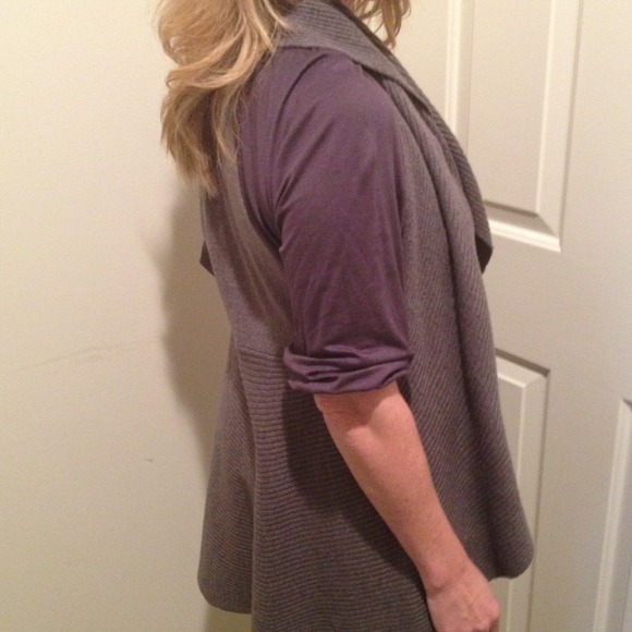 🎀SOLD🎀in bundle - Picture 2 of 3