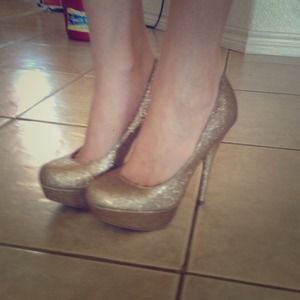 Steve Madden glitter heels😍