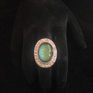 Ladies Ring
