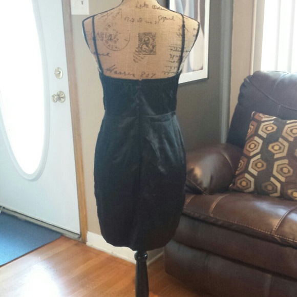 Little black dress - Picture 2 of 4