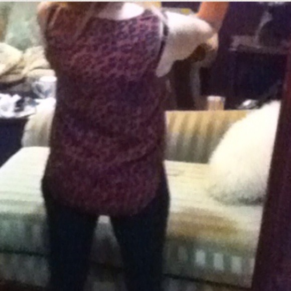 Vintage 💯% SILK Leopard Print Shell🌼 - Picture 3 of 3