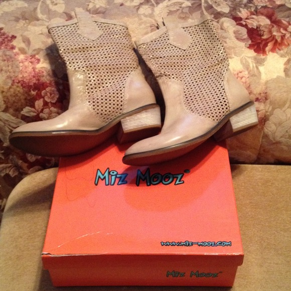 Miz Mooz - Boots - Picture 2 of 4