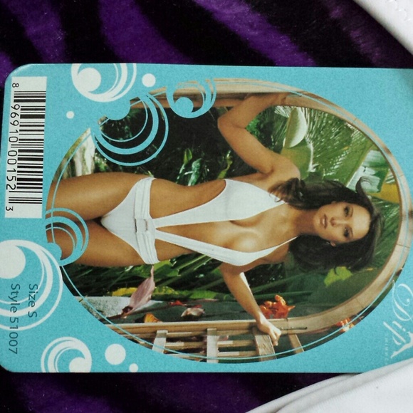 Boutique monokini one piece bikini swimsuit - Picture 3 of 3