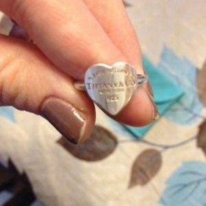 100% Authentic Tiffany and Company heart ring