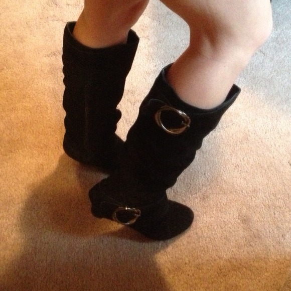 Naturalizer Black Suede Boots